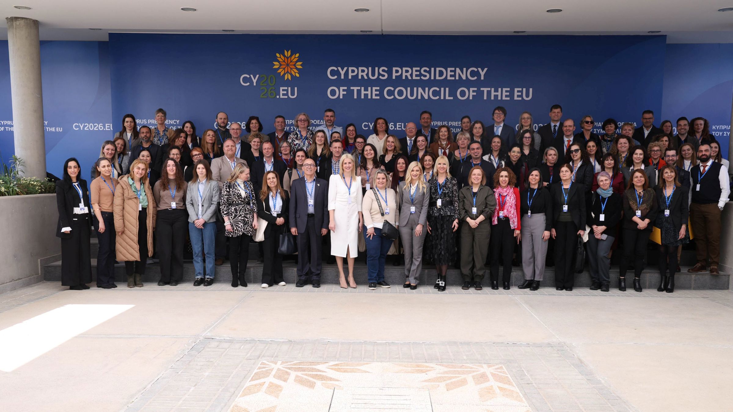 Family photo of the International conference "Literacy and Contemporary Society"