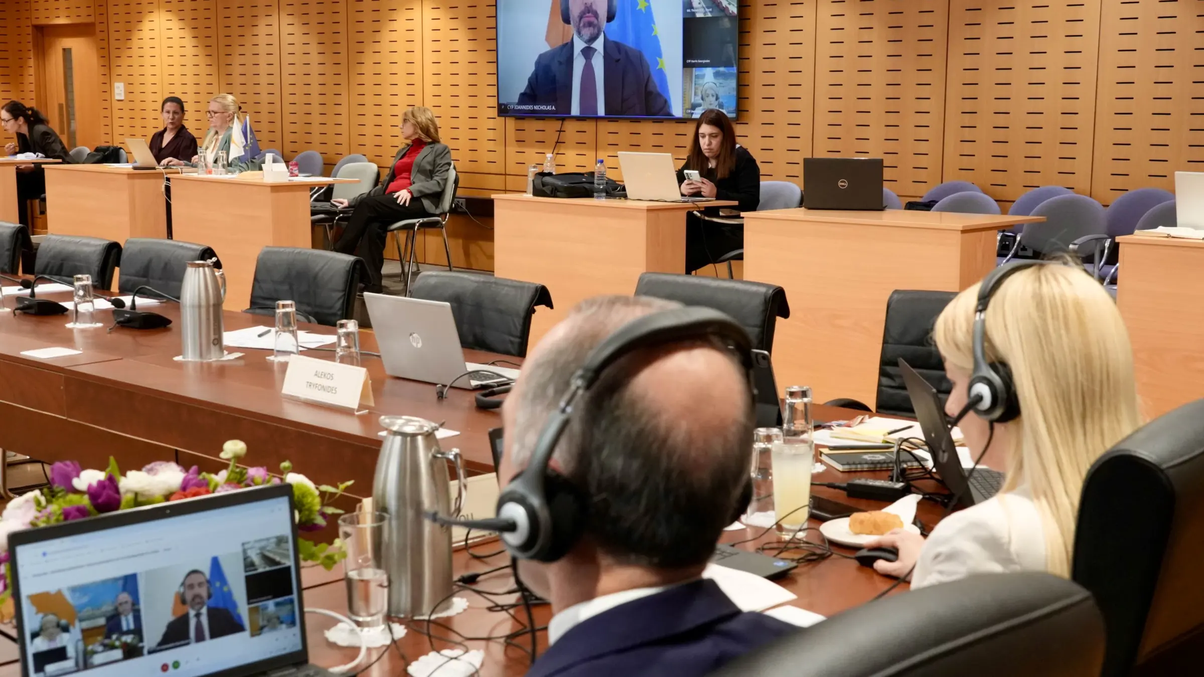 Interparliamentary videoconference in the framework of COSAC
