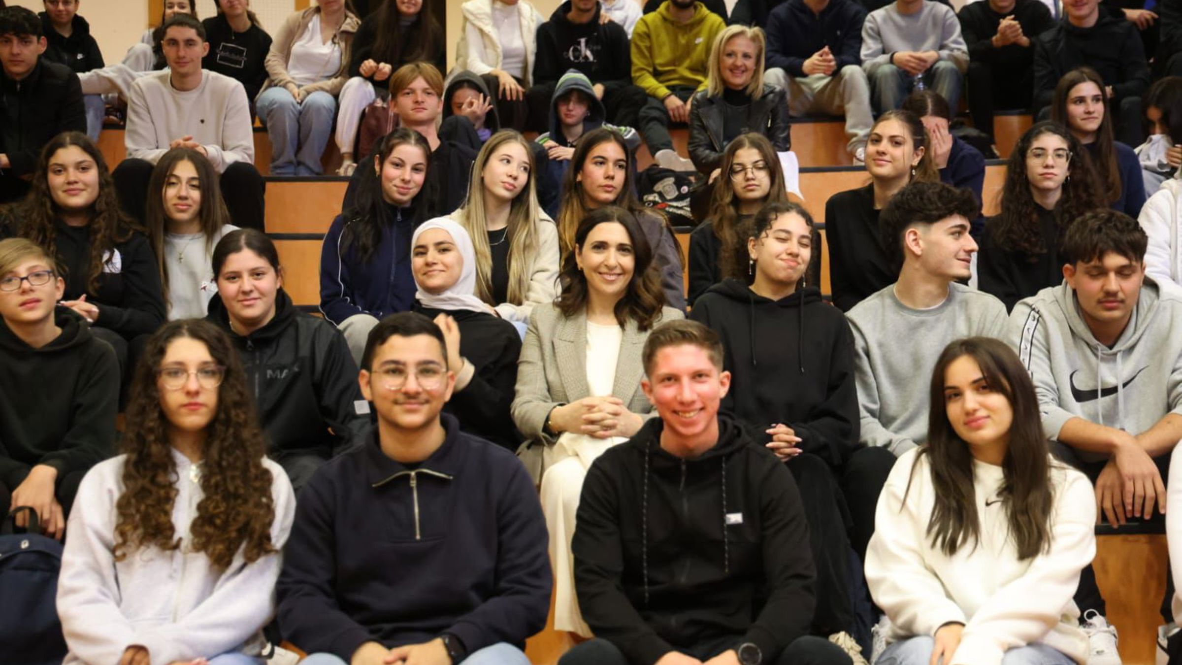Marilena Raouna with young people